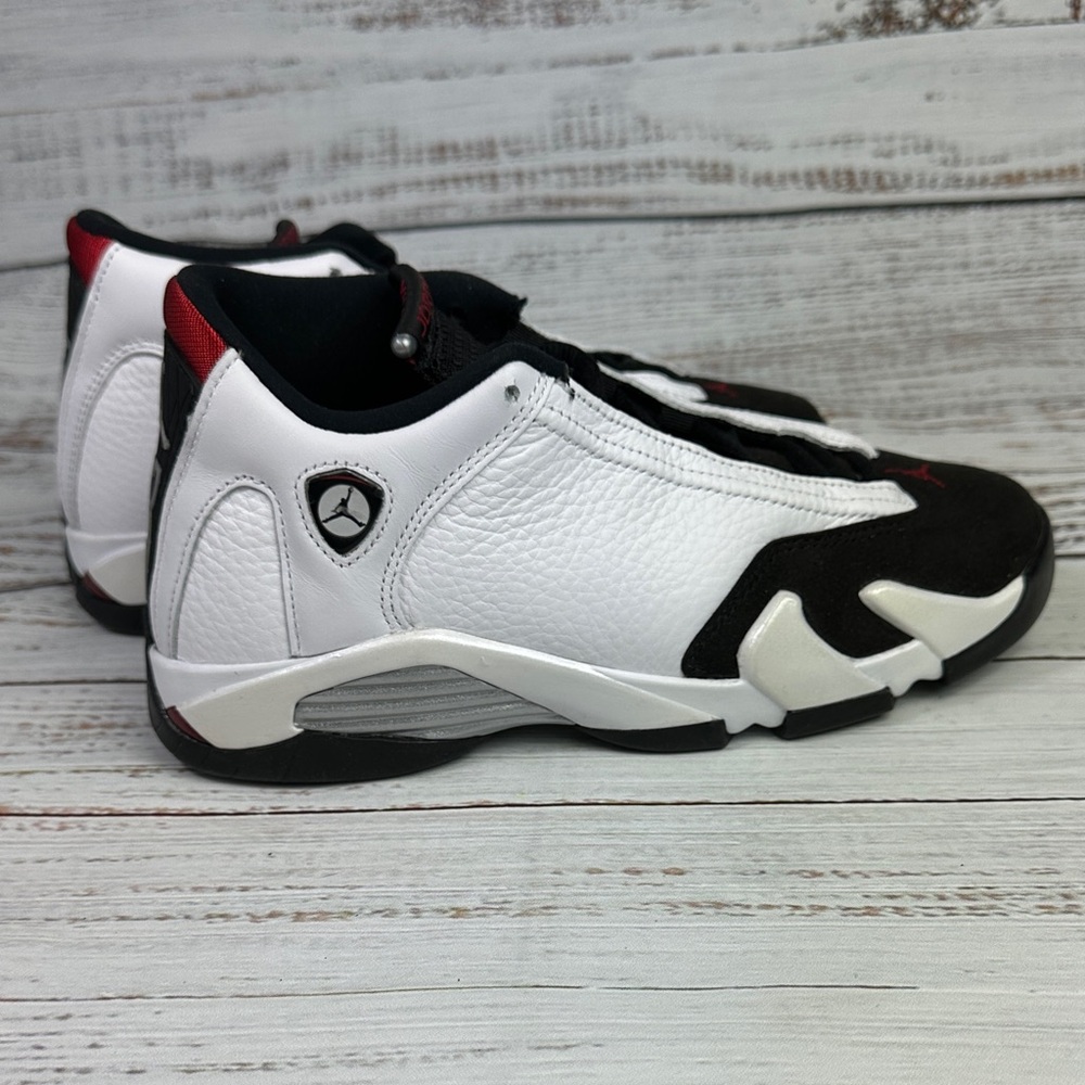 Jordan Boy’s AIR JORDAN XIV BLACK TOE